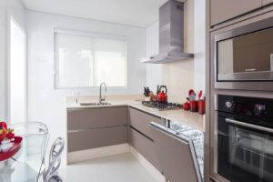 Cozinha planejada em L - Modelos e ideias