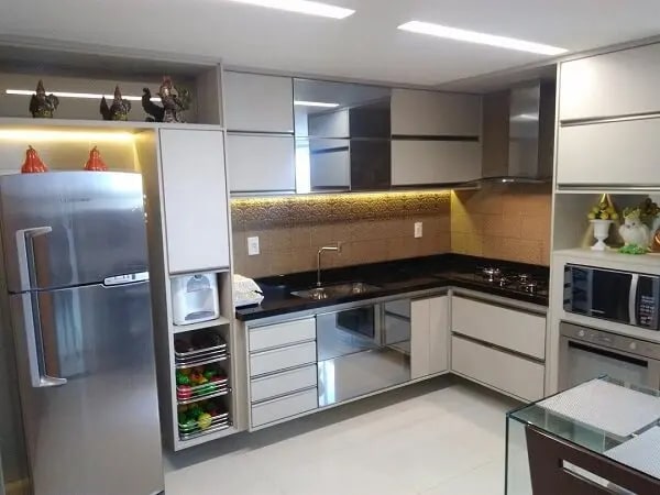 Cozinhas planejadas em L