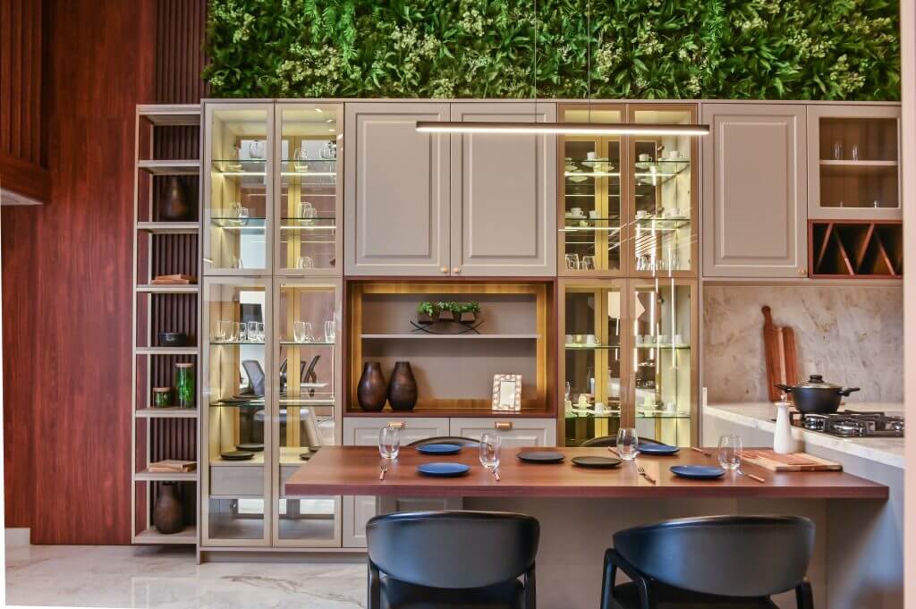 Cozinhas Planejadas Modernas com Cristaleiras